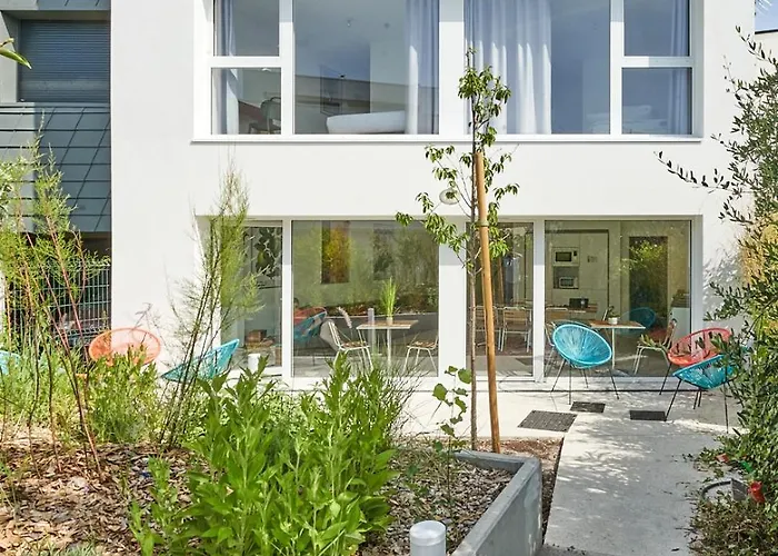 Vandrerhjem La Quinta, Coliving Bordeaux Gare De Bègles